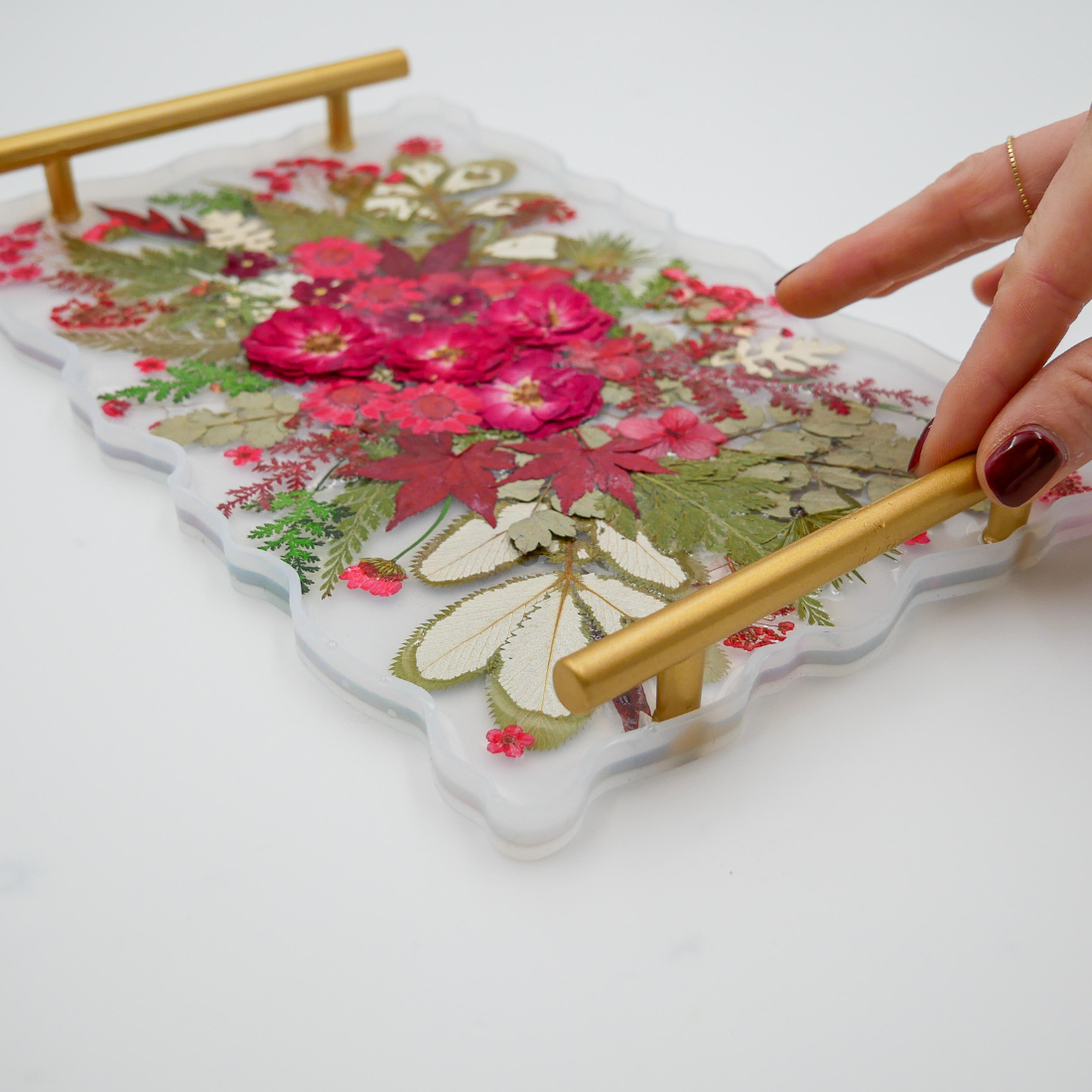 Virtual Holiday Pressed Flower Resin Serving Tray Craft Class
