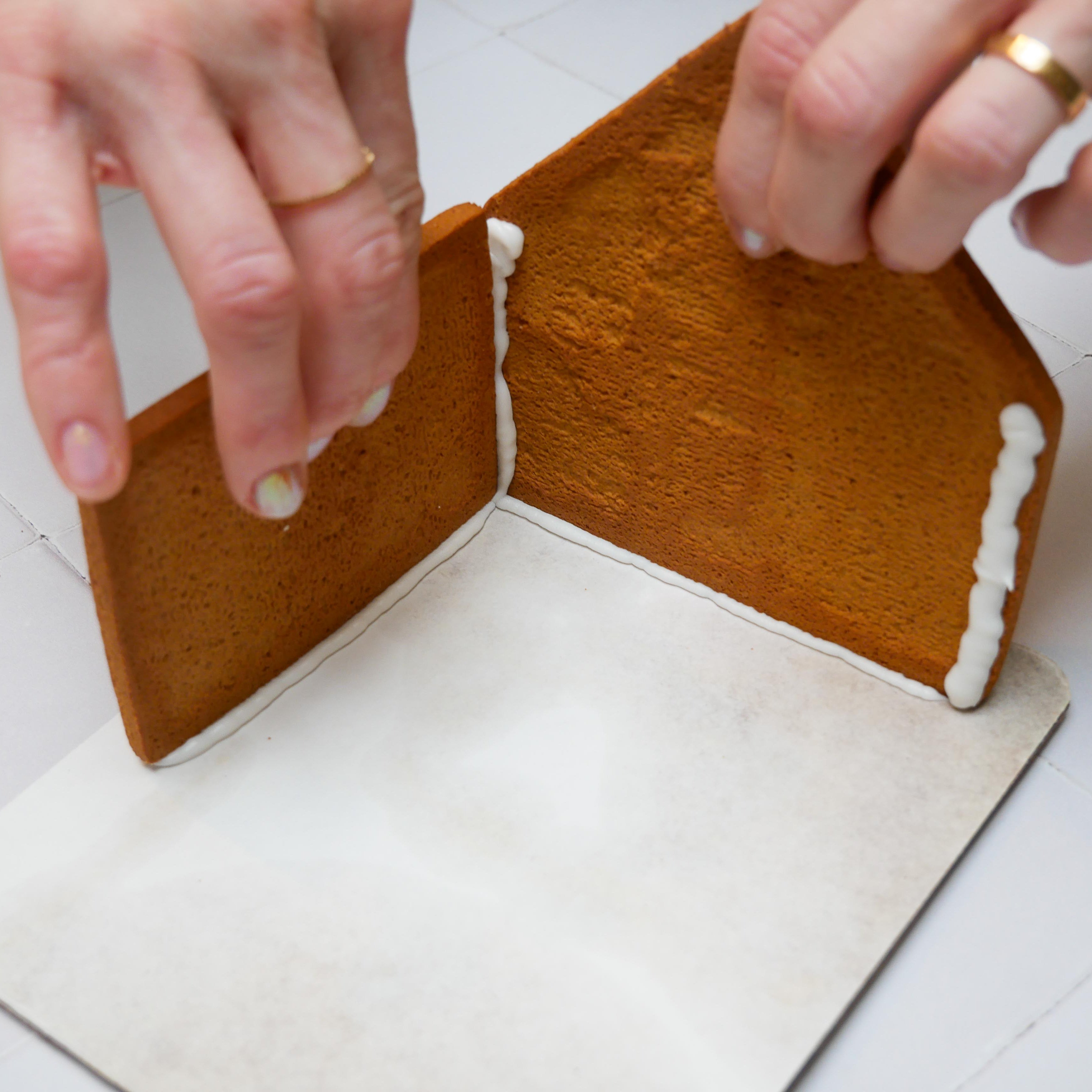 Virtual Gingerbread House Class
