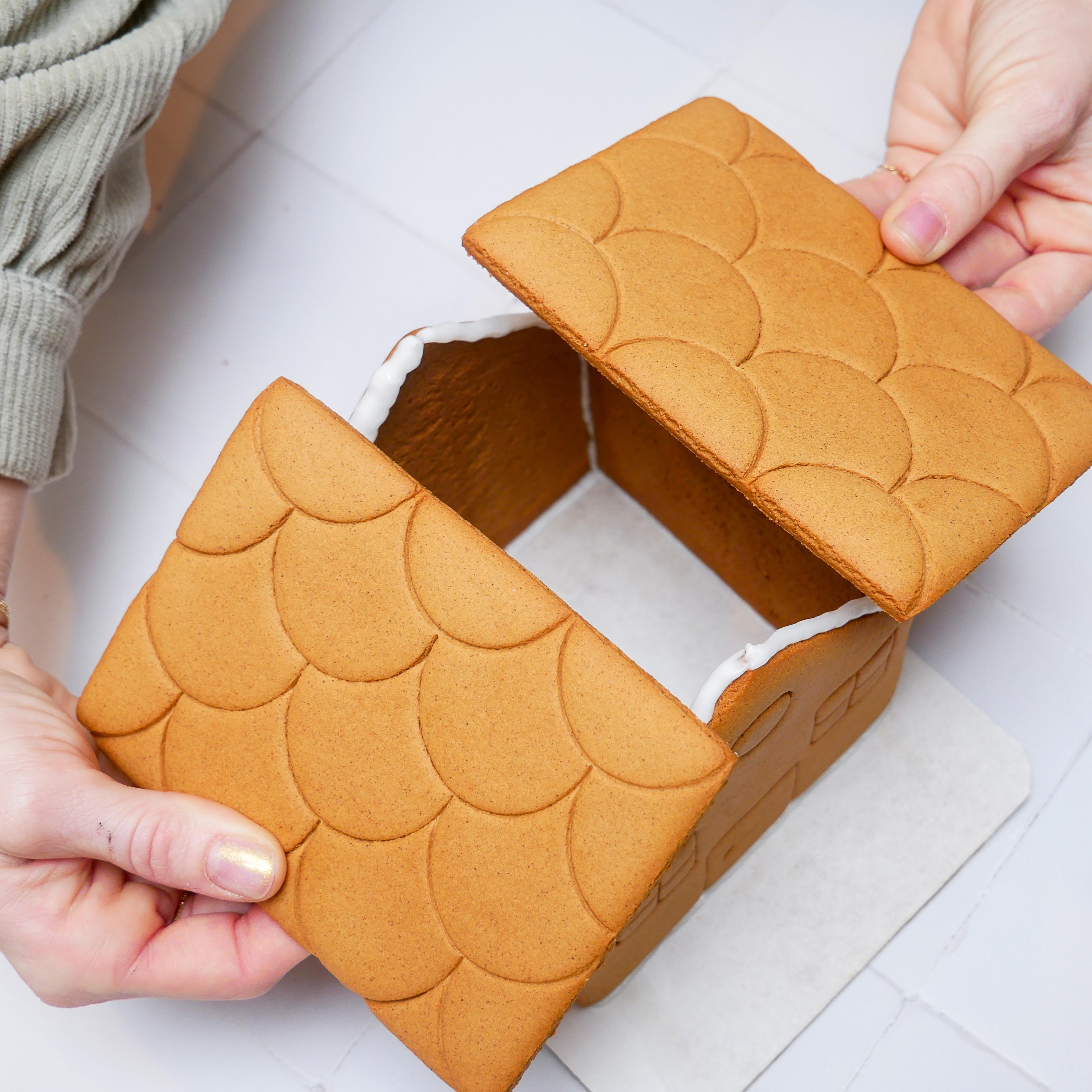 Virtual Gingerbread House Class