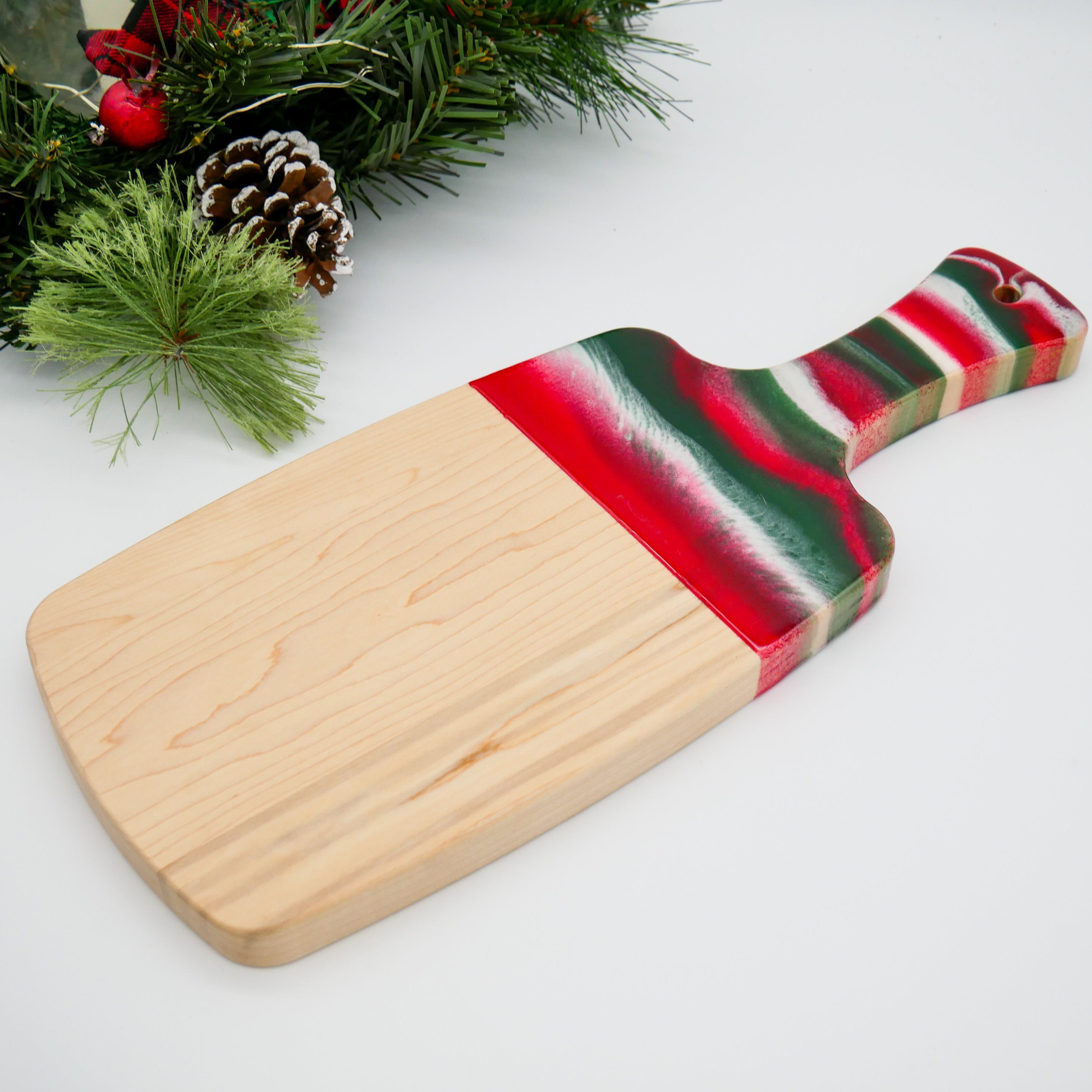 Virtual Holiday Marbled Resin Cutting Board Class