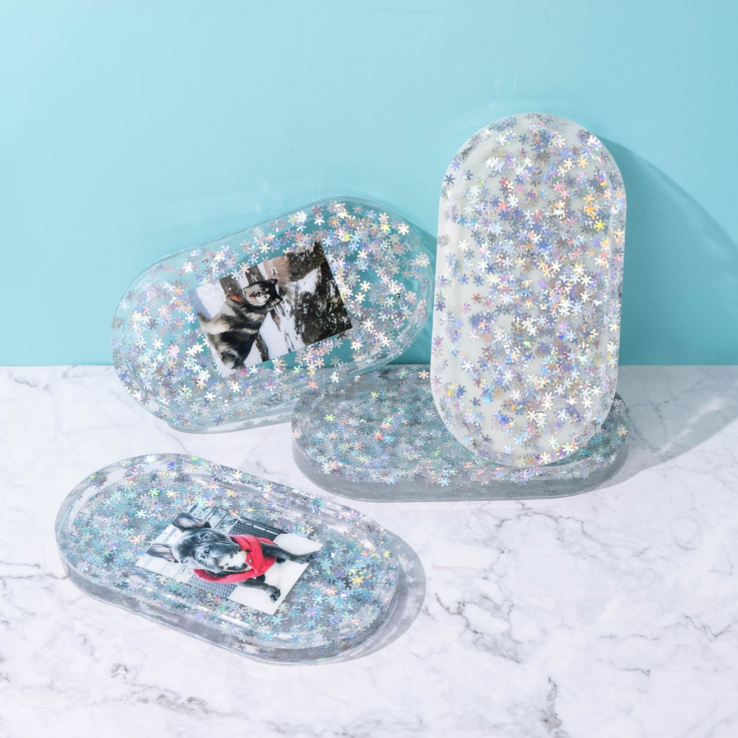 Virtual Holiday Resin Tray Class